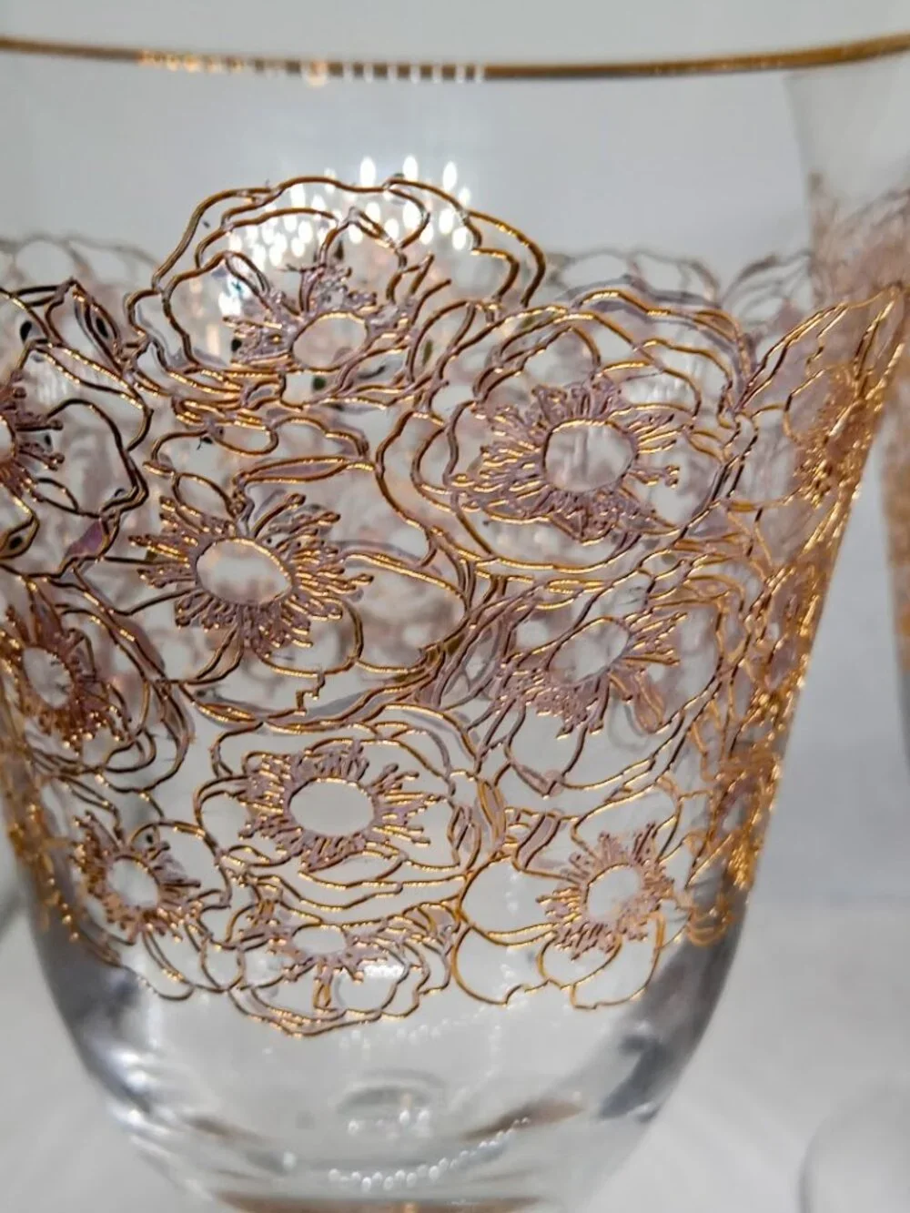 Williams Sonoma Goblets/Wine/ 24k Gold Floral Etched Pantograph Pattern